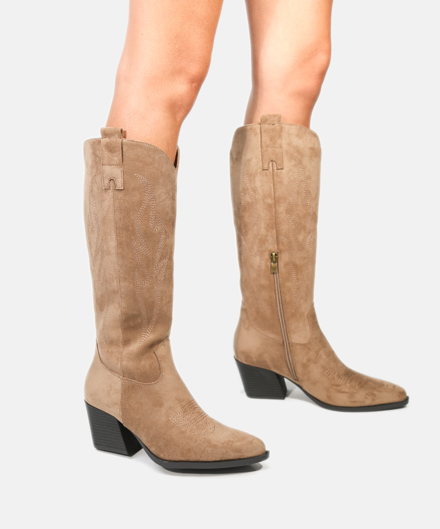 Botas cowboy tacón bordado image number null